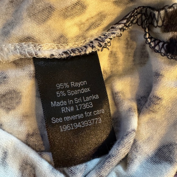 Simply Vera by Vera Wang purple cheetah - Picture 5 of 5